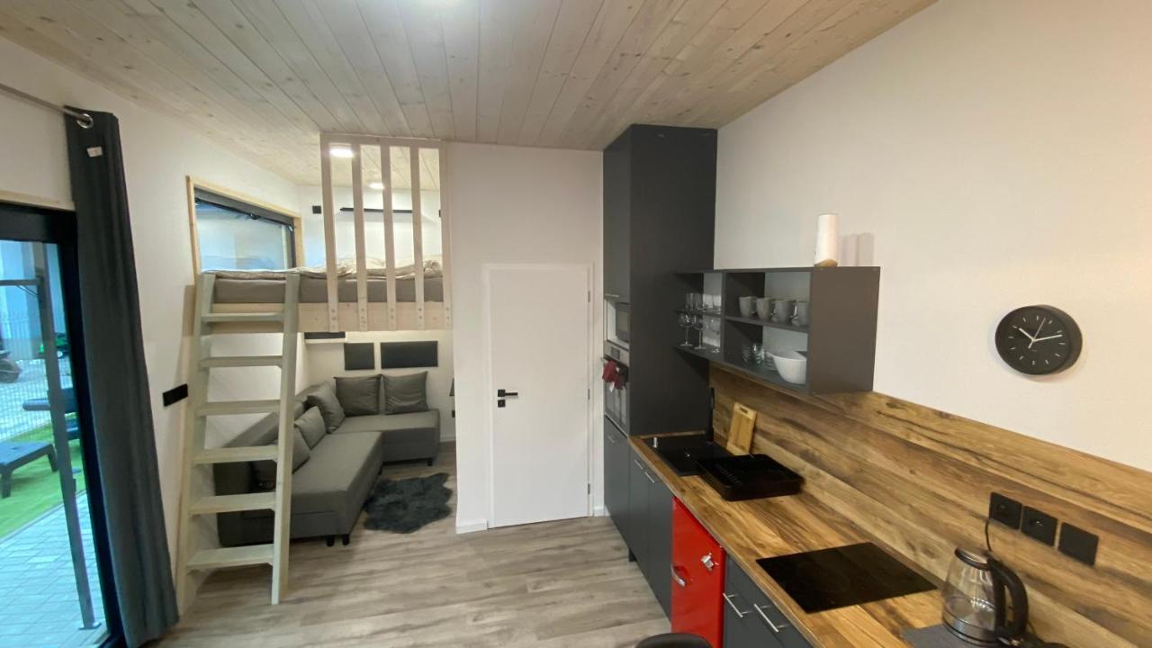 Tiny House Apartamento Pardubice Exterior foto